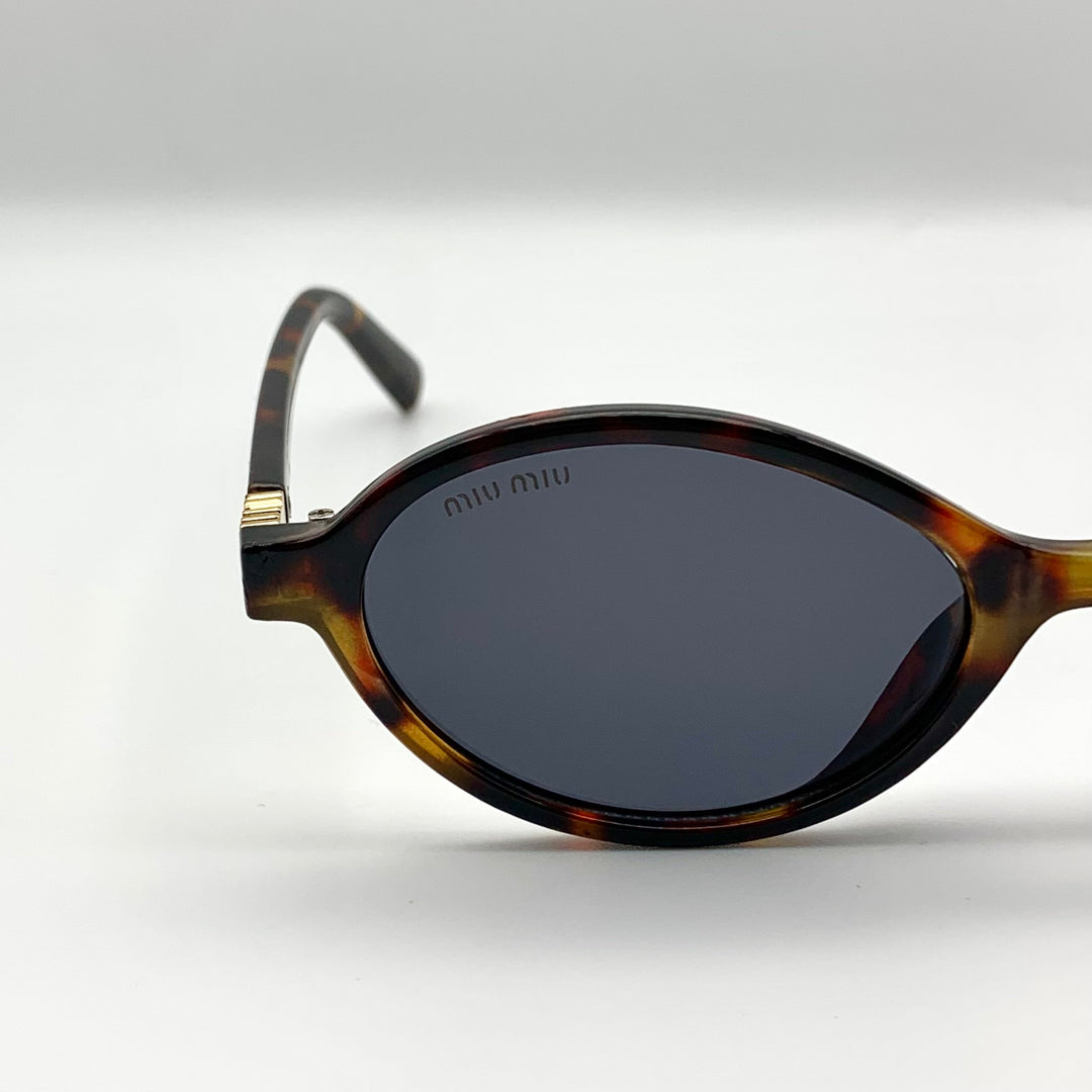 Solaire: Miu Regard Oval Gold