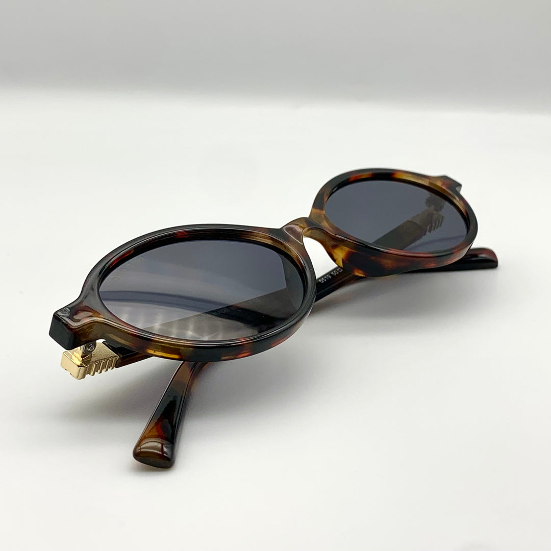 Solaire: Miu Regard Oval Gold